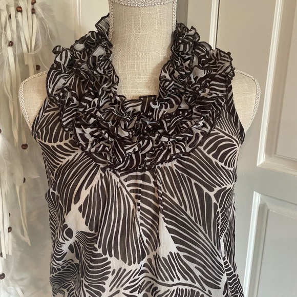 Charlotte Russe Black & White Leaf Print Ruffle Blouse with Tie Neck, Size XS - Picture 2 of 16